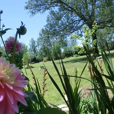 La Fontenelle D'hotes Bed & Breakfast