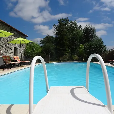 Bed & Breakfast La Fontenelle D'hotes 3*